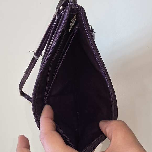 Purple Coach purple plum mini bag wristlet patent leather embossed - Picture 11 of 14